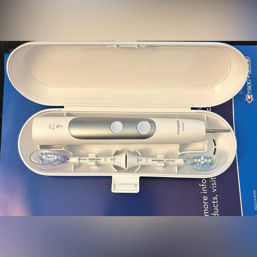 Philips Sonicare 7400 Power Toothbrush ExpertClean